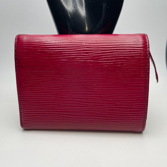 Louis Vuitton Red Epi Leather Victorine Compact Wallet - Preowned - Picture 2 of 15